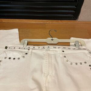 NWT 7 For All Mankind White Skinny Jeans with Silver Rivets